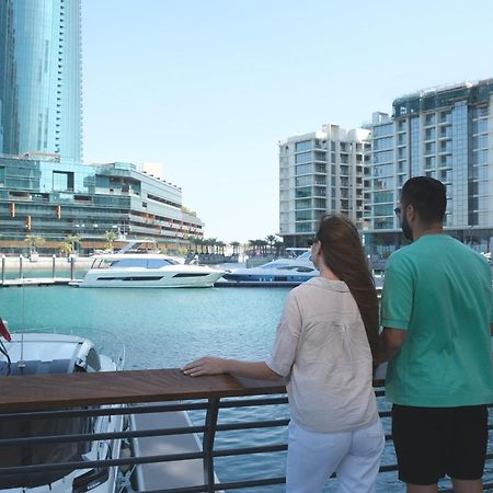 Hotel Charthouse Bahrain Al Manamah Esterno foto Marina Walk