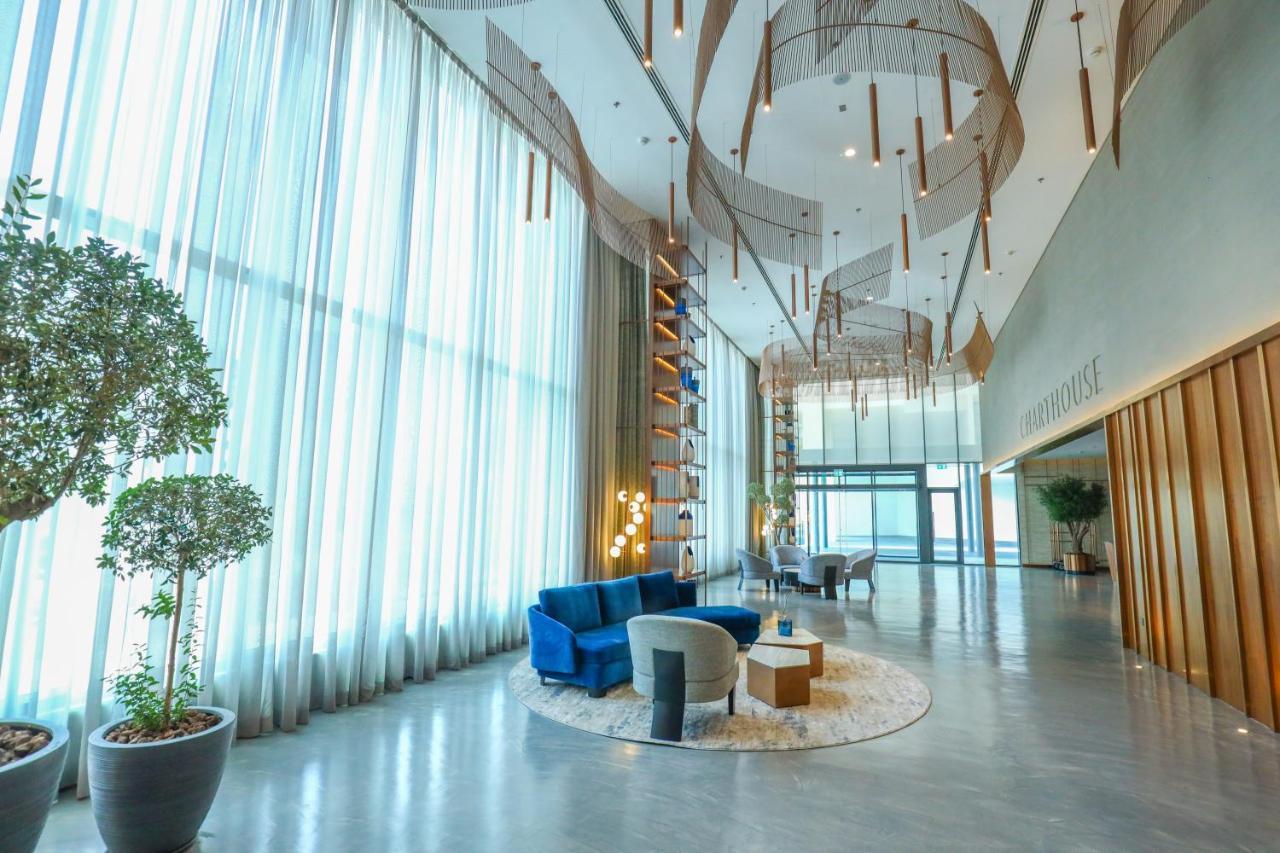 Hotel Charthouse Bahrain Al Manamah Esterno foto Lobby