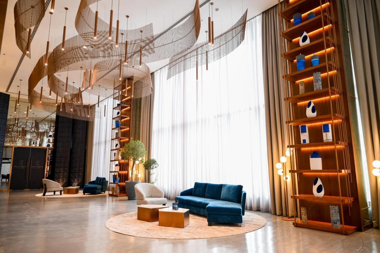 Hotel Charthouse Bahrain Al Manamah Esterno foto The lobby of the hotel