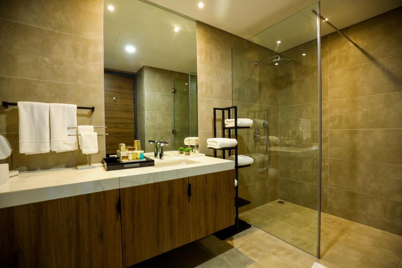 Hotel Charthouse Bahrain Al Manamah Esterno foto