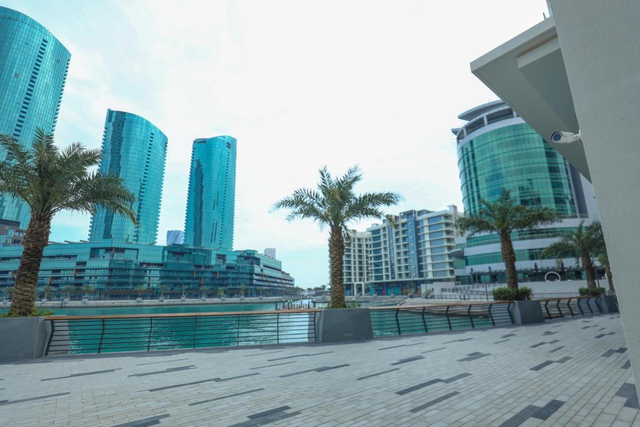 Hotel Charthouse Bahrain Al Manamah Esterno foto The Marina