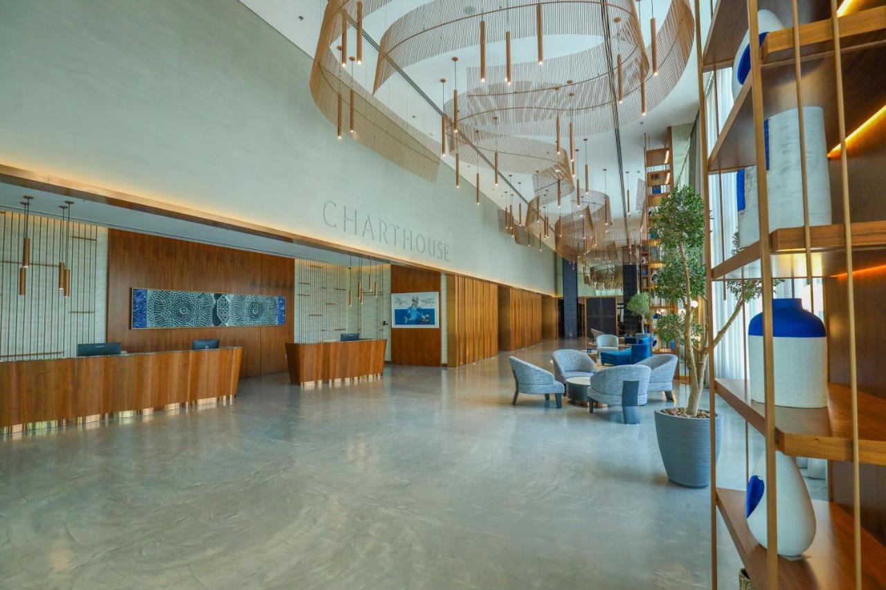 Hotel Charthouse Bahrain Al Manamah Esterno foto The lobby of the hotel