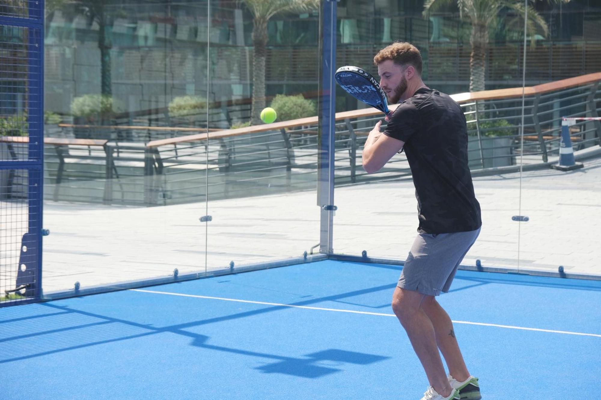 Hotel Charthouse Bahrain Al Manamah Esterno foto A player in action